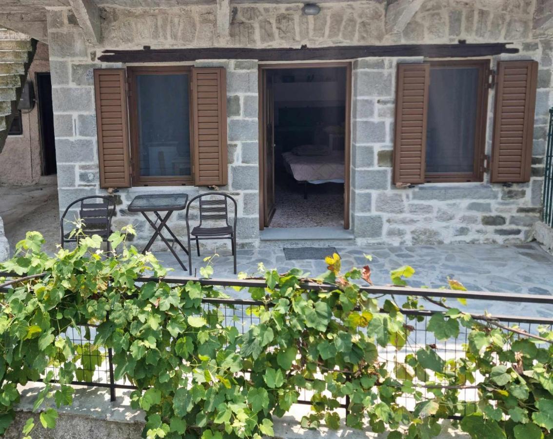 Οικιεσ Παλιοσ Φουρνοσ Apartment Pramanta Exterior photo
